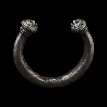 Bracelet birman en argent avec embouts en forme de