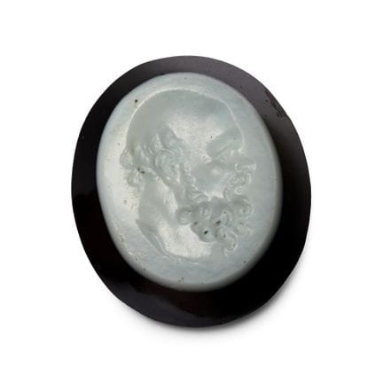 Verre néoclassique représentant le buste de Silène