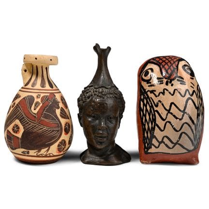 Ensemble de reproductions de style grec. XXe siècl