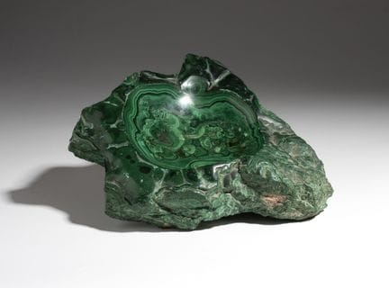 GRANDE POSACENERE IN MALACHITE RICAVATO DA UN UNIC