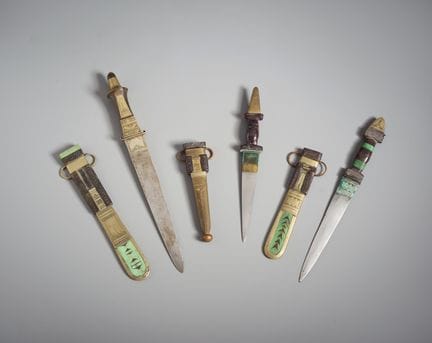 3ER-SET TUAREG-MESSER. Afrika, Anfang des 20. Jahr
