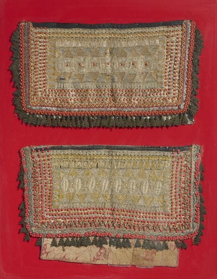 TESSUTI INCORNICIATI. . Cm 25x50.