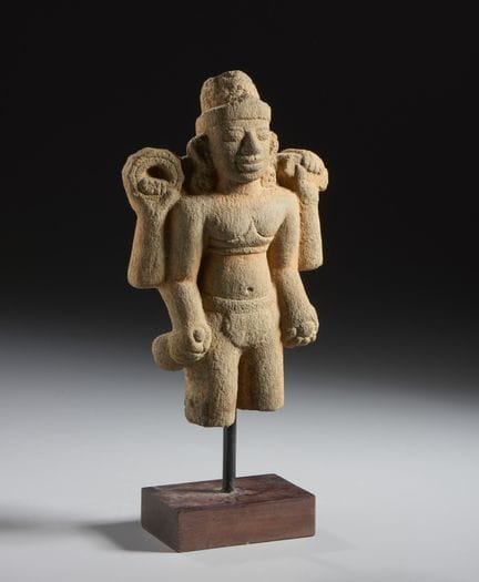 SCULTURA KHMER IN PIETRA. Fine XIX secolo . . Cm 2