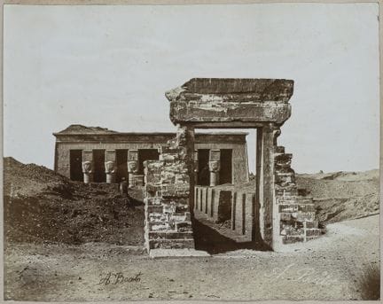 Egitto - Beato, Antonio. Album con 18 fotografie o
