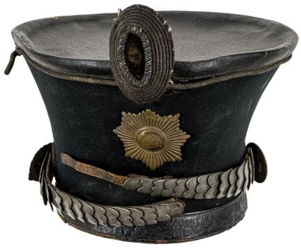 Curiosités - Shako d'officier. Allemagne, vers 186