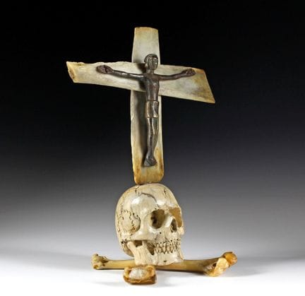 Curiosities - Memento Mori Kruzifix. Bronze, Holz 
