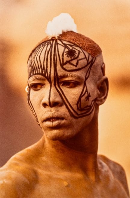 Riefenstahl, Leni. Porträt aus der Nuba-Serie. C-P