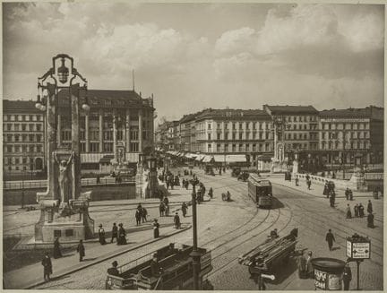 Rückwardt, Hermann. Oranienplatz a Berlino-Kreuzbe
