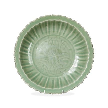 EINE GROßE CHINESISCHE LONGQUAN-SELADON-SCHALE, YU
