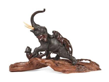 OKIMONO GIAPPONESE IN BRONZO RAFFIGURANTE UN ELEFA