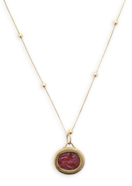 PENDENTIF À INTALIE 
sertissage à collet avec une 