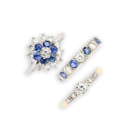 TROIS BAGUES EN DIAMANTS 
composées d'une bague de