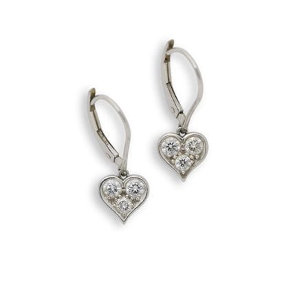 蒂芙尼（TIFFANY &amp; CO）：一对钻石吊坠耳环
每只耳环均呈心形设计，镶嵌三颗明亮式切