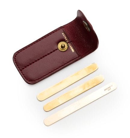 ASPREY: EIN PAAR GOLDENE KRAGENVERSTÄRKER IM ETUI,
