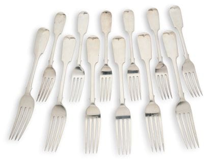 EIN SET AUS SECHS VIKTORIANISCHEN SILBERNEN TISCHG