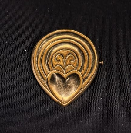 TOUL HOAT, Bretaña.
Broche de oro amarillo de 750‰