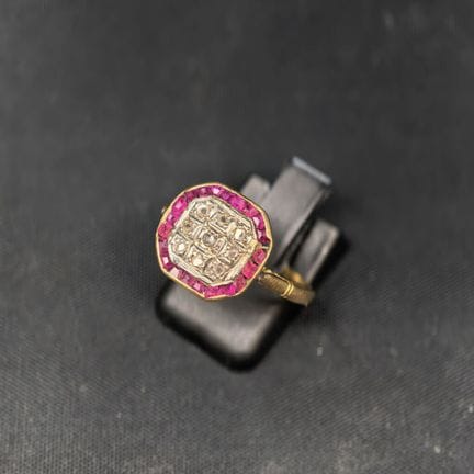 Anillo decorativo de oro amarillo de 750‰ y platin