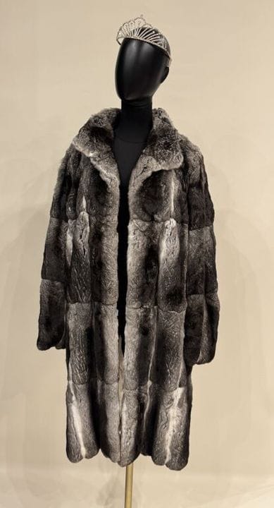 YVES SALOMON 
Élégant manteau en chinchilla (Chinc