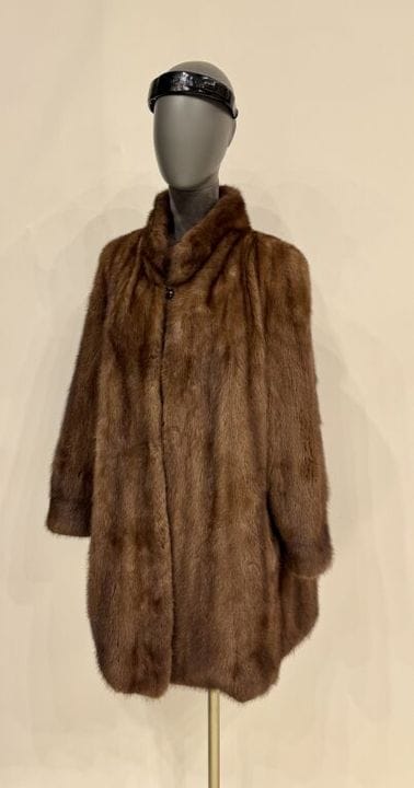 Manteau trois-huitième en vison male gold (Mustela