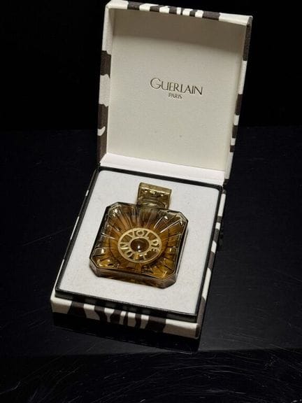GUERLAIN Paris 
Parfüm „Vol de Nuit“ in der Origin