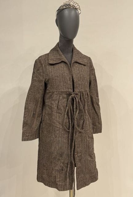 MARNI 
Manteau de demi-saison en laine à chevrons 