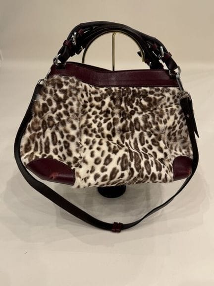 CAROLINE DE MARCHI – Paris (Made in Italy) 
Design