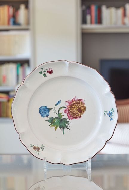STRASBOURG, Manufacture de Paul Hannong
Assiette à
