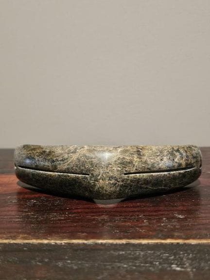帕尔·奥德拉（1951-2006）
雪镜
蜿蜒形
金盖特（多塞特角），努纳武特
长度：14 厘米