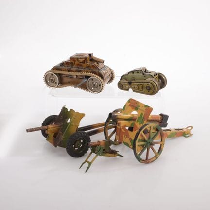 Metallo, verniciato, diverse versioni, 2 cannoni d