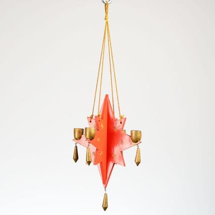 Legno, tornito e segato, rifinito in rosso e oro, 