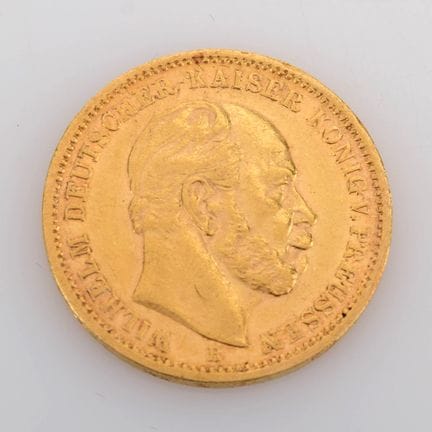 900 gold (approx. 8 g), obverse: portrait of Emper