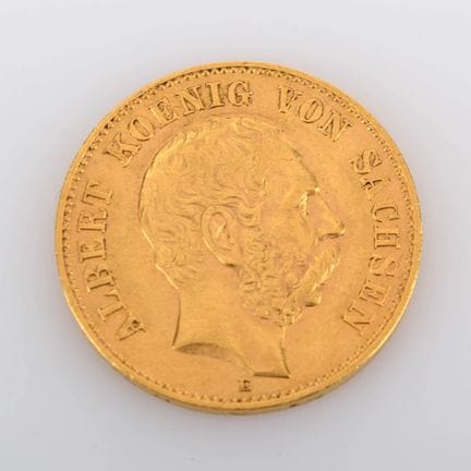 900 gold (approx. 8 g), obverse: portrait of King 