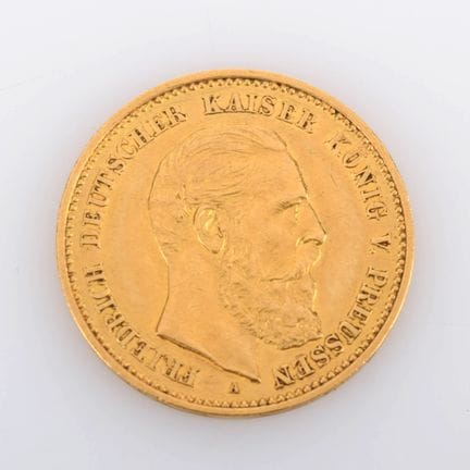 900 gold (approx. 4 g), av. Obverse: portrait of E