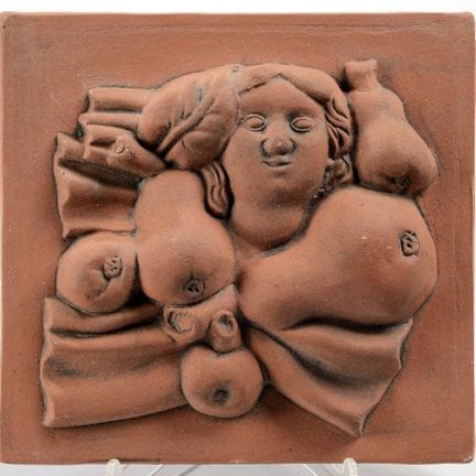 Céramique d'artiste, relief mural, pâte rouge cuit