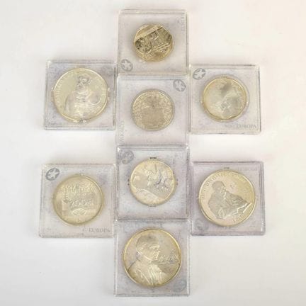 8 pieces total, including 3 x 925 silver (approx. 