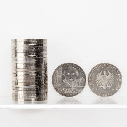 25 coins in total, from 2011 onward (Cu/Ni), vario
