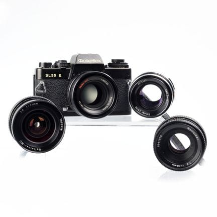 Rolleiflex SL 35 E con quattro obiettivi e accesso