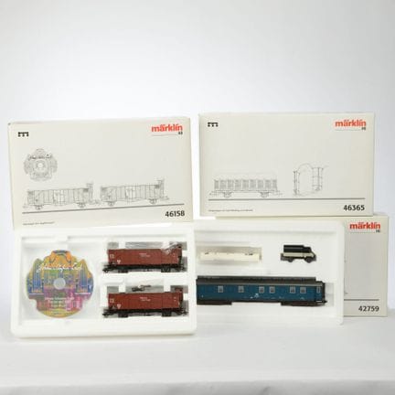 H0轨距，46158号“管风琴运输”、46365号“装载干草”和42759号“施工指挥所”，原装纸盒