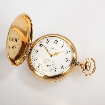 ELGIN NATIONAL WATCH CO.公司， 表壳（含防尘盖）采用333黄金（毛重约103
