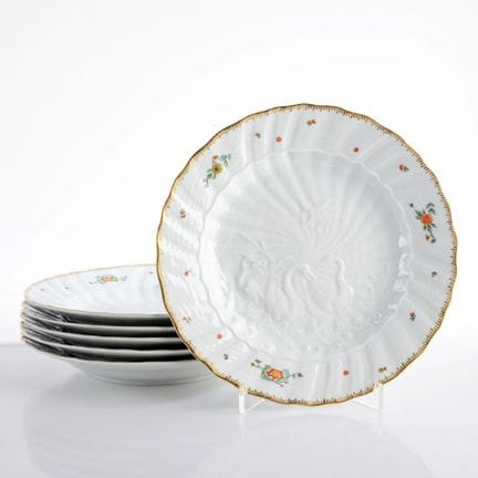 迈森，剑形标志， I. Wahl，2000年后出品，出自“天鹅图案”餐具系列，盘面中央为两只天鹅和两