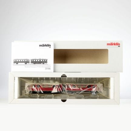 H0轨距，37705，德国铁路（DB）的BN VT75 902型，带数字控制和音效，原装纸盒，保存状