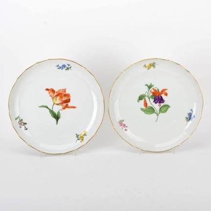 Meissen, sword mark, 2 cut marks, after 1948, “Neu