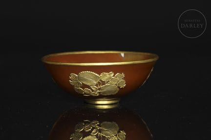 Exquisite, dünnwandige Schale aus durchscheinendem