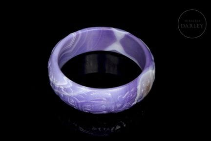 Armband aus violettem Achat mit natürlichen Adern 