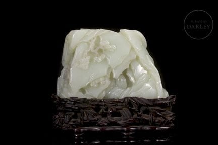 Schreibtischornament aus weißer Hetian-Jade. Es is