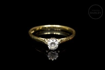 Solitärring aus 18-karätigem Gelbgold mit schlanke