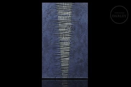 Grabado matérico sobre papel corresponde al univer
