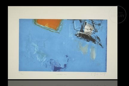 纸本蚀刻与水墨版画；这幅抽象作品以一片浓烈而充满活力的蓝色为主调，与富有表现力的线条以及橙色点缀相互