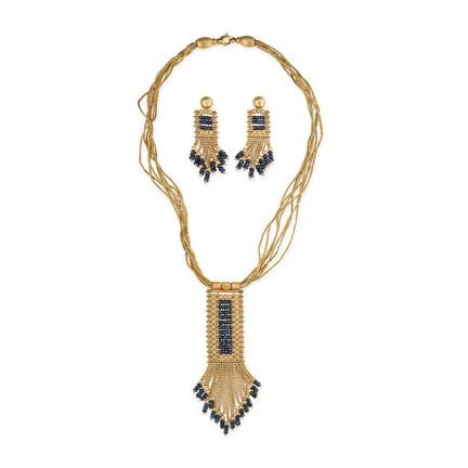 NO RESERVE - A SAPPHIRE BEADNECKLACE AND EARRINGS 