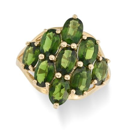 SANS PRIX DE DÉPART - UNE BAGUE EN DIOPSIDE en or 